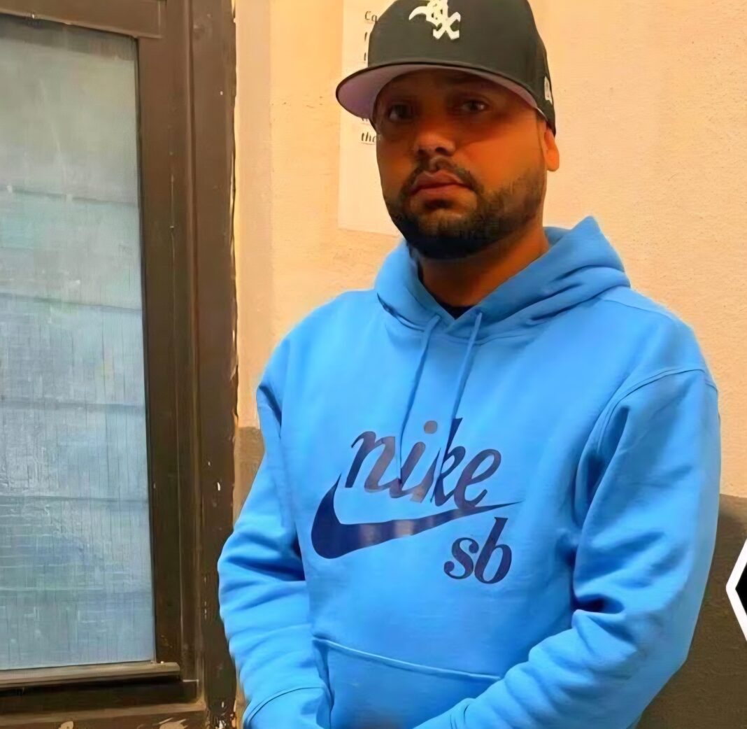 Dominicano en el Bronx fue apuñalado mortalmente en una pelea multitudinaria frente a su edificio. Dominicano en el Bronx fue apuñalado mortalmente en una pelea multitudinaria frente a su edificio.