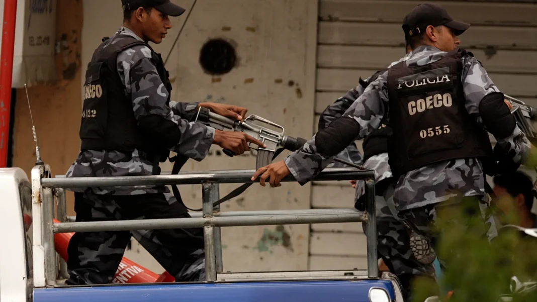 Detienen en Guatemala a sospechosos del ataque que dejó cinco policías muertos en Honduras Detienen en Guatemala a sospechosos del ataque que dejó cinco policías muertos en Honduras