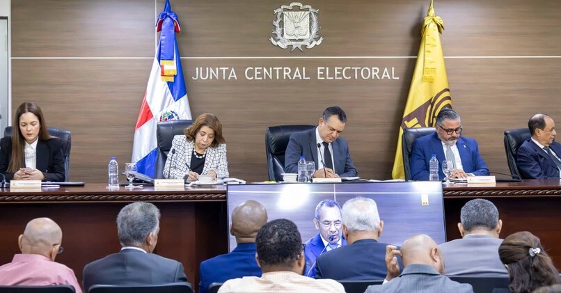 Dominicanos en New York apoyan medidas de la Junta Central Electoral Dominicanos en New York apoyan medidas de la Junta Central Electoral