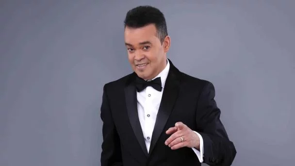 Muere Alex Bueno, una de las voces más melódicas del merengue, la bachata dominicana, que venció a las drogas, pero no al cáncer Muere Alex Bueno, una de las voces más melódicas del merengue, la bachata dominicana, que venció a las drogas, pero no al cáncer