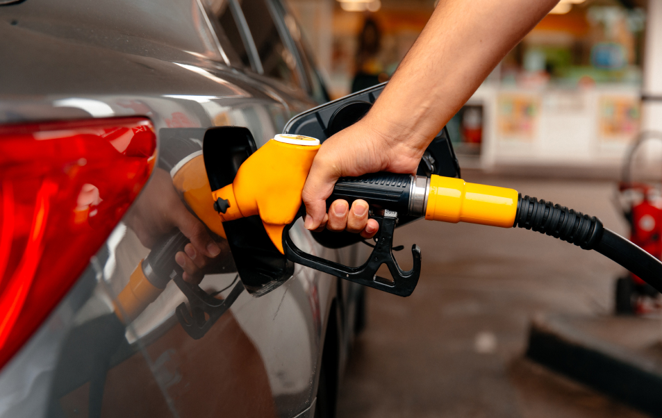 Dominicanos rechazan nuevo aumento en precios de combustibles Dominicanos rechazan nuevo aumento en precios de combustibles