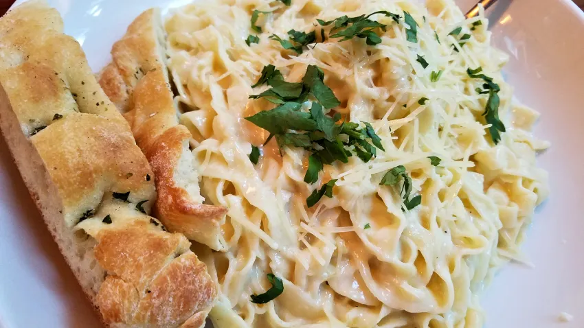 Retiran salsa Alfredo en 41 estados por posible contaminación con salmonela Retiran salsa Alfredo en 41 estados por posible contaminación con salmonela