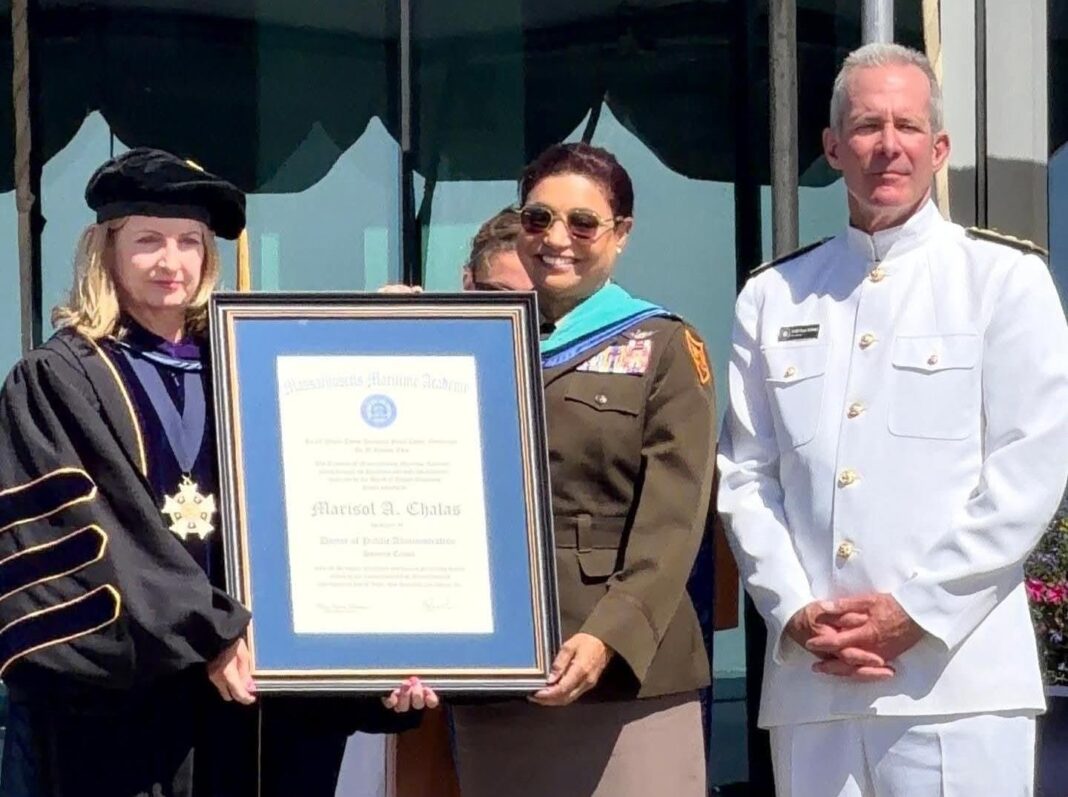 Otorgan título «doctora Honoris Causa» en Boston a la coronel Marisol Chalas Otorgan título «doctora Honoris Causa» en Boston a la coronel Marisol Chalas