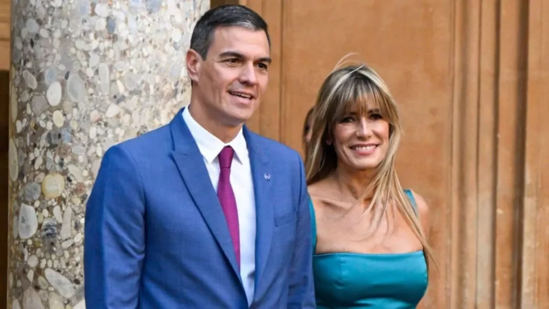 Envían a juicio a la esposa del presidente español Pedro Sánchez y le retiran el pasaporte Envían a juicio a la esposa del presidente español Pedro Sánchez y le retiran el pasaporte