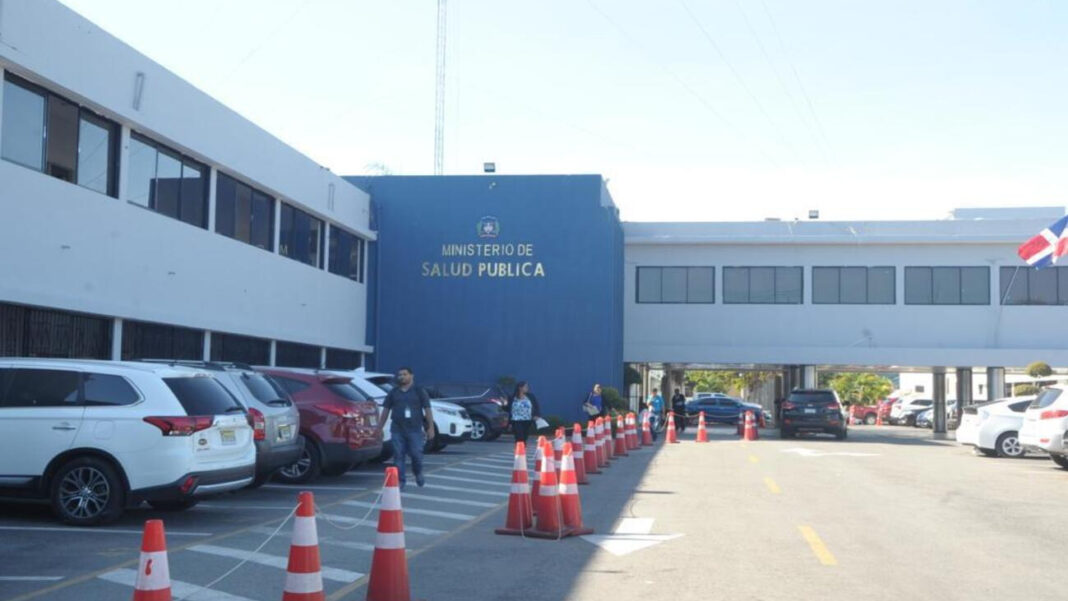 Salud Pública garantiza continuidad de tratamientos para personas con VIH y reafirma que actualizaciones terapéuticas responden a evidencia científica Salud Pública garantiza continuidad de tratamientos para personas con VIH y reafirma que actualizaciones terapéuticas responden a evidencia científica