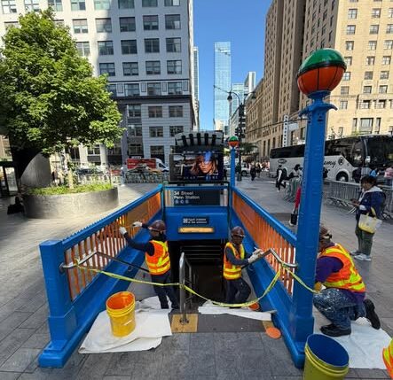 La MTA está convirtiendo la entrada de la estación 34th St – Penn en la 8a Av y 34th St en un portal de los Knicks La MTA está convirtiendo la entrada de la estación 34th St – Penn en la 8a Av y 34th St en un portal de los Knicks