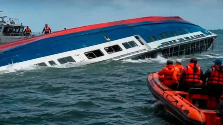 Aumenta a 72 el número de muertos por naufragio de ferry en Guyana Aumenta a 72 el número de muertos por naufragio de ferry en Guyana