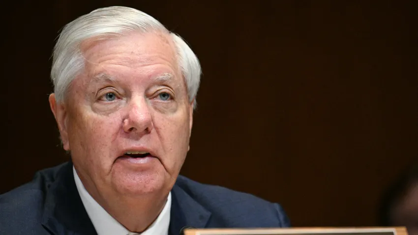 Muere el senador Lindsey Graham tras una enfermedad «breve y repentina», dice su oficina Muere el senador Lindsey Graham tras una enfermedad «breve y repentina», dice su oficina