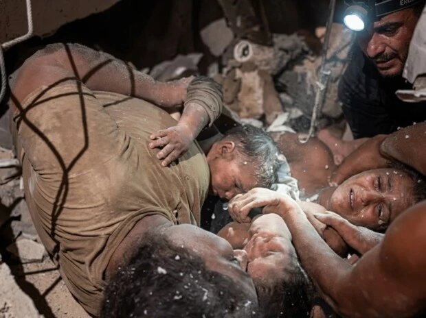 El secreto detrás del milagro de Venezuela: cómo logró una madre amamantar durante días a sus hijos bajo los escombros sin agua ni comida El secreto detrás del milagro de Venezuela: cómo logró una madre amamantar durante días a sus hijos bajo los escombros sin agua ni comida