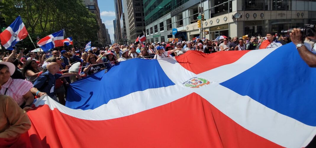 Estiman rotura de tradiciones empañaron este año lucidez desfiles dominicanos en NYC; por primera vez no asiste un cónsul de RD Estiman rotura de tradiciones empañaron este año lucidez desfiles dominicanos en NYC; por primera vez no asiste un cónsul de RD