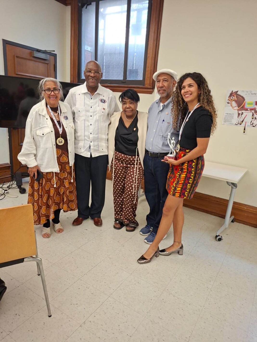 Reconocen el talento del escritor dominicano Luismil Castor en Nueva York Reconocen el talento del escritor dominicano Luismil Castor en Nueva York