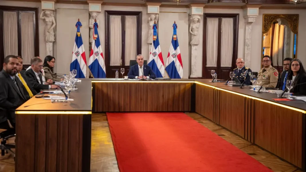 Presidente Abinader ordena a la P.N. buscar y capturar prófugos de la justicia dominicana Presidente Abinader ordena a la P.N. buscar y capturar prófugos de la justicia dominicana