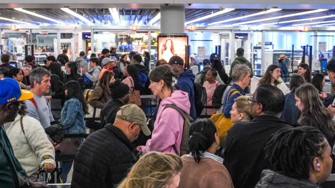 Se culpa a equipo de construcción de Nueva Jersey Transit por la suspensión de vuelos en aeropuertos del área Se culpa a equipo de construcción de Nueva Jersey Transit por la suspensión de vuelos en aeropuertos del área