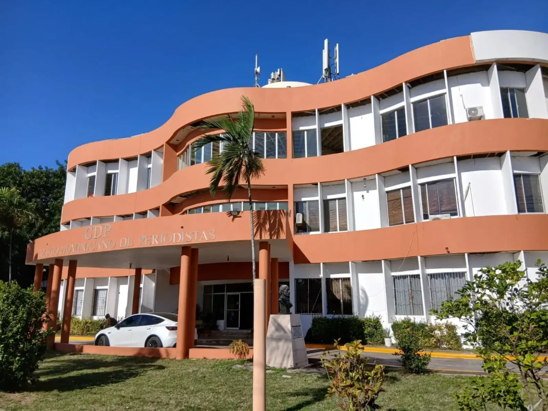 Colegio Dominicano de Periodistas condena «ataques cibernéticos» al Instagram de Panorama, Diario Libre y El Pregonero Colegio Dominicano de Periodistas condena «ataques cibernéticos» al Instagram de Panorama, Diario Libre y El Pregonero