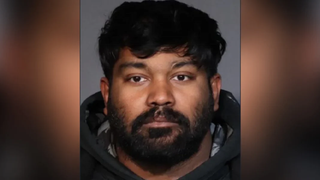 Condenan al dueño de un supermercado en Queens por encabezar una red de secuestros Chowdhury, copropietario del supermercado BD Fresh, escogió a sus víctimas para realzar su reputación y defender el honor de su esposa, también condenada. Crédito: U.S. Attorney's Office | AP
