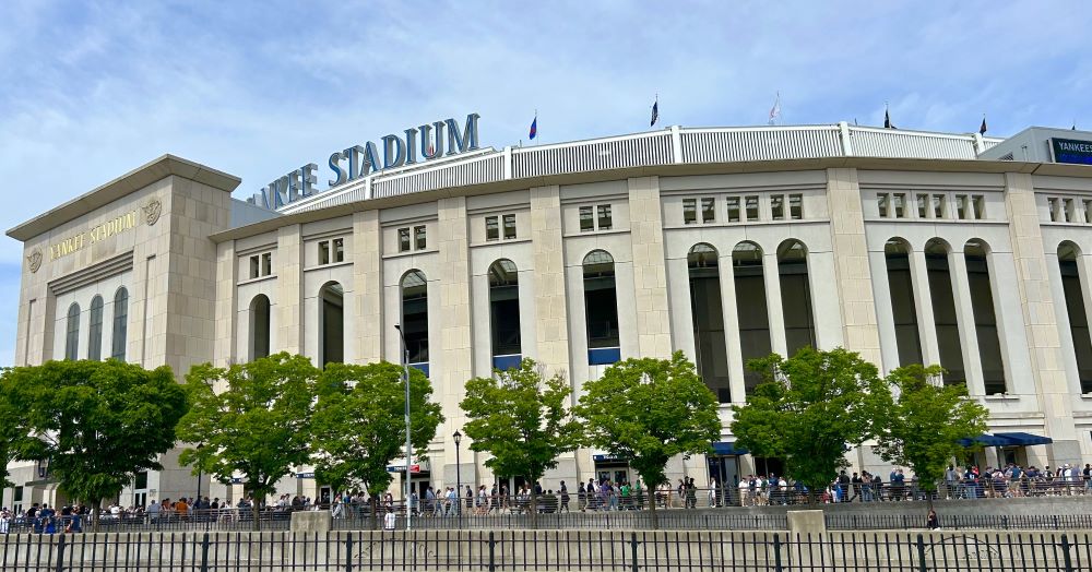 Muere segunda persona en relación al brote por la enfermedad del legionario en El Bronx Muere segunda persona en relación al brote por la enfermedad del legionario en El Bronx