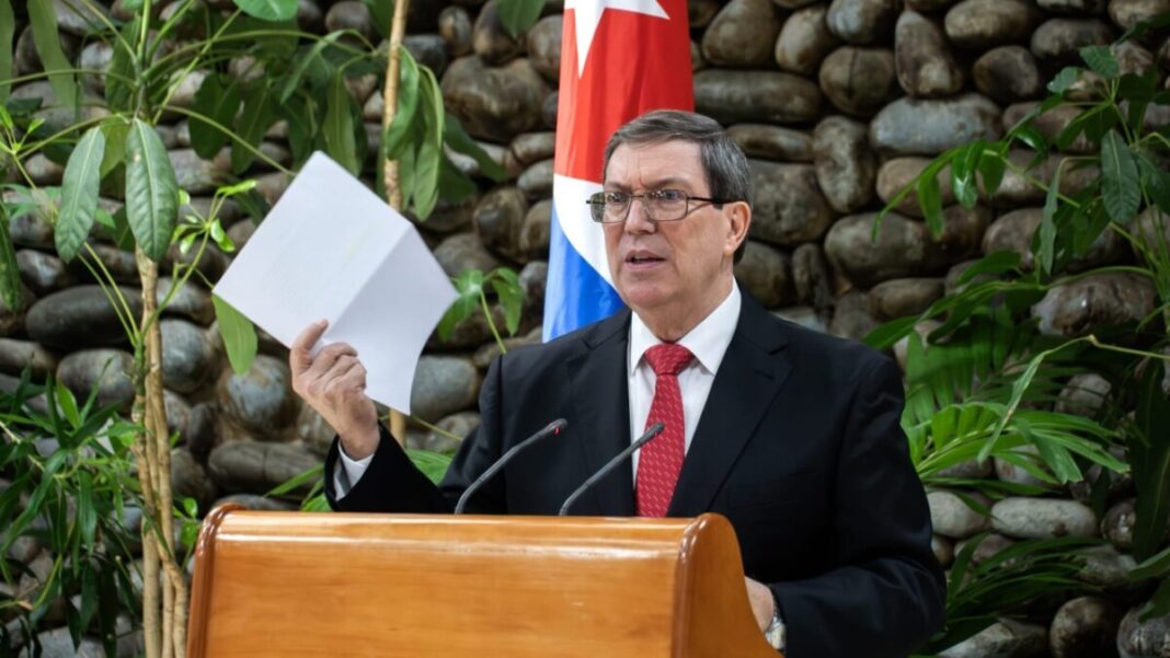 EE.UU. expulsa a un diplomático cubano tras un altercado en la ONU EE.UU. expulsa a un diplomático cubano tras un altercado en la ONU