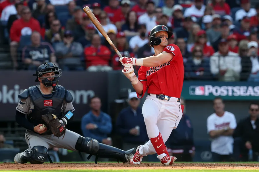 Tampa Bay Rays caen 3-2 ante Cleveland y pierden el Juego 3 de la Serie de Campeonato Tampa Bay Rays caen 3-2 ante Cleveland y pierden el Juego 3 de la Serie de Campeonato