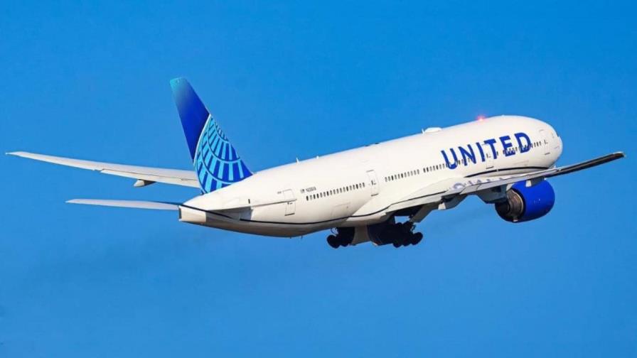 Vuelo de United regresa a Las Vegas tras amenaza de pasajero de secuestrar el avión Vuelo de United regresa a Las Vegas tras amenaza de pasajero de secuestrar el avión
