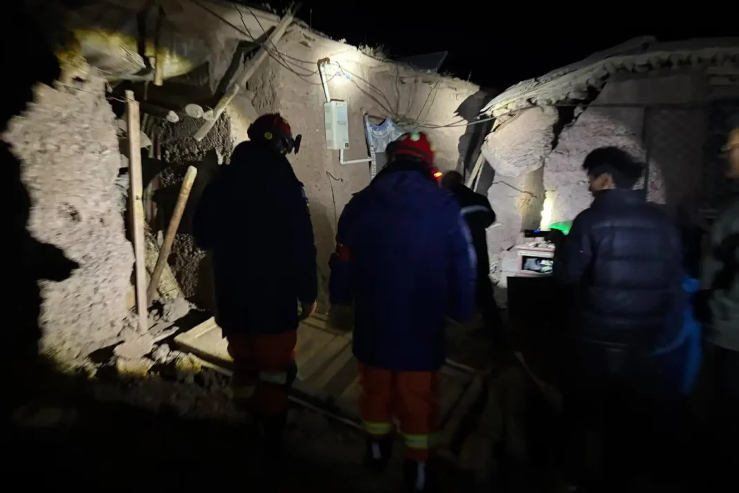 Al menos 16 muertos y decenas de heridos tras terremoto de magnitud 7 en la región del Tíbet, en China Al menos 16 muertos y decenas de heridos tras terremoto de magnitud 7 en la región del Tíbet, en China