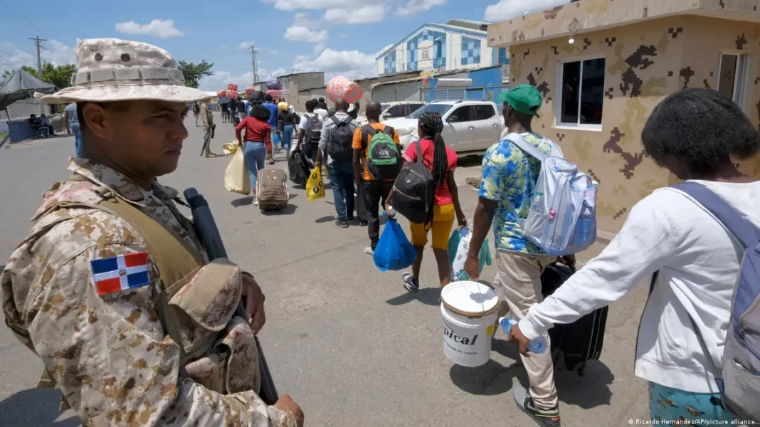 Apresan a dos pandilleros haitiano en terrirtorio dominicano, de acuerdo a versiones Apresan a dos pandilleros haitiano en terrirtorio dominicano, de acuerdo a versiones